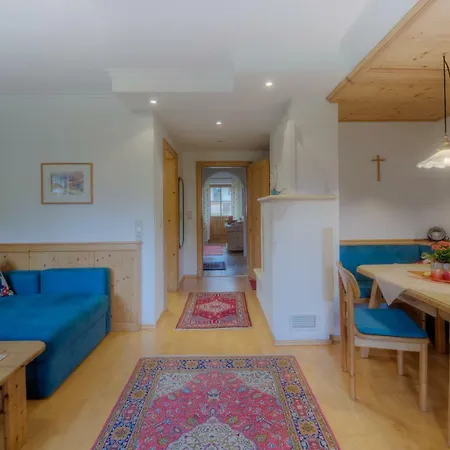 Johannes * מאיירהופן